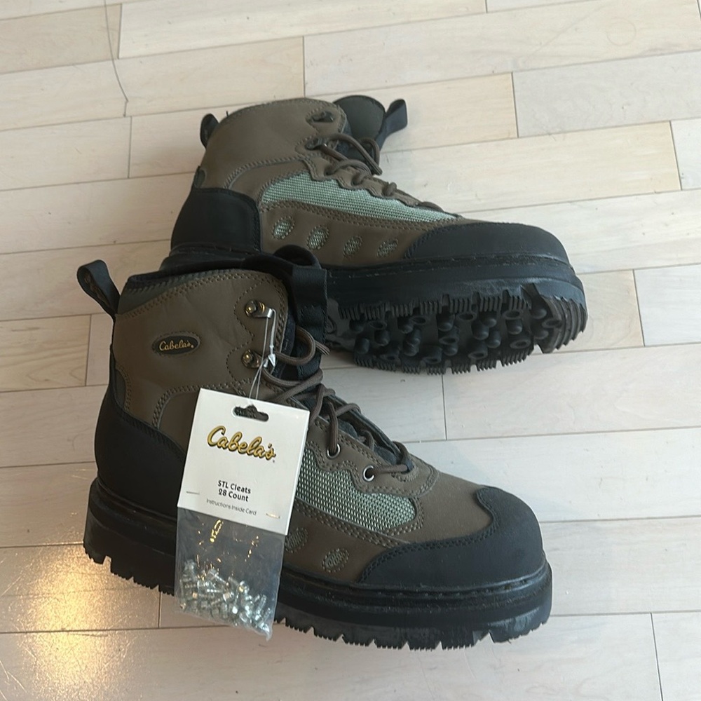 Cabela’s wading shoes. Stl cleats for Men. Size 12.